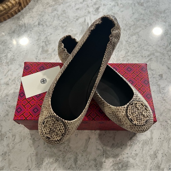 NWT Tory Burch Snakeskin Pattern Flats - Picture 1 of 4